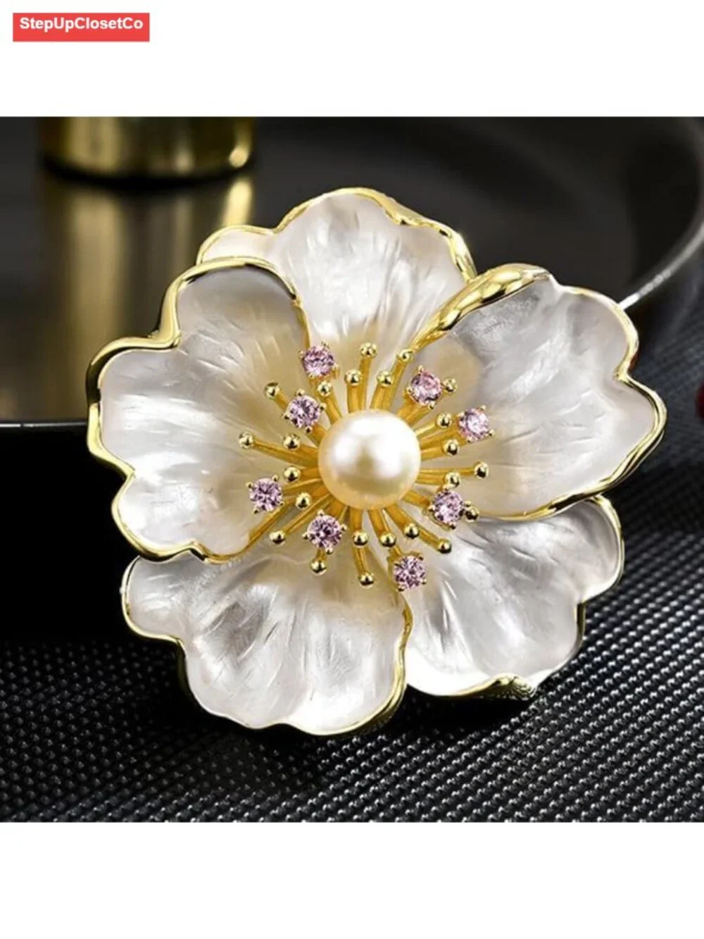 Elegant Flower Pearl Brooch Pin for Women Gold Plated Copper Safety Pin